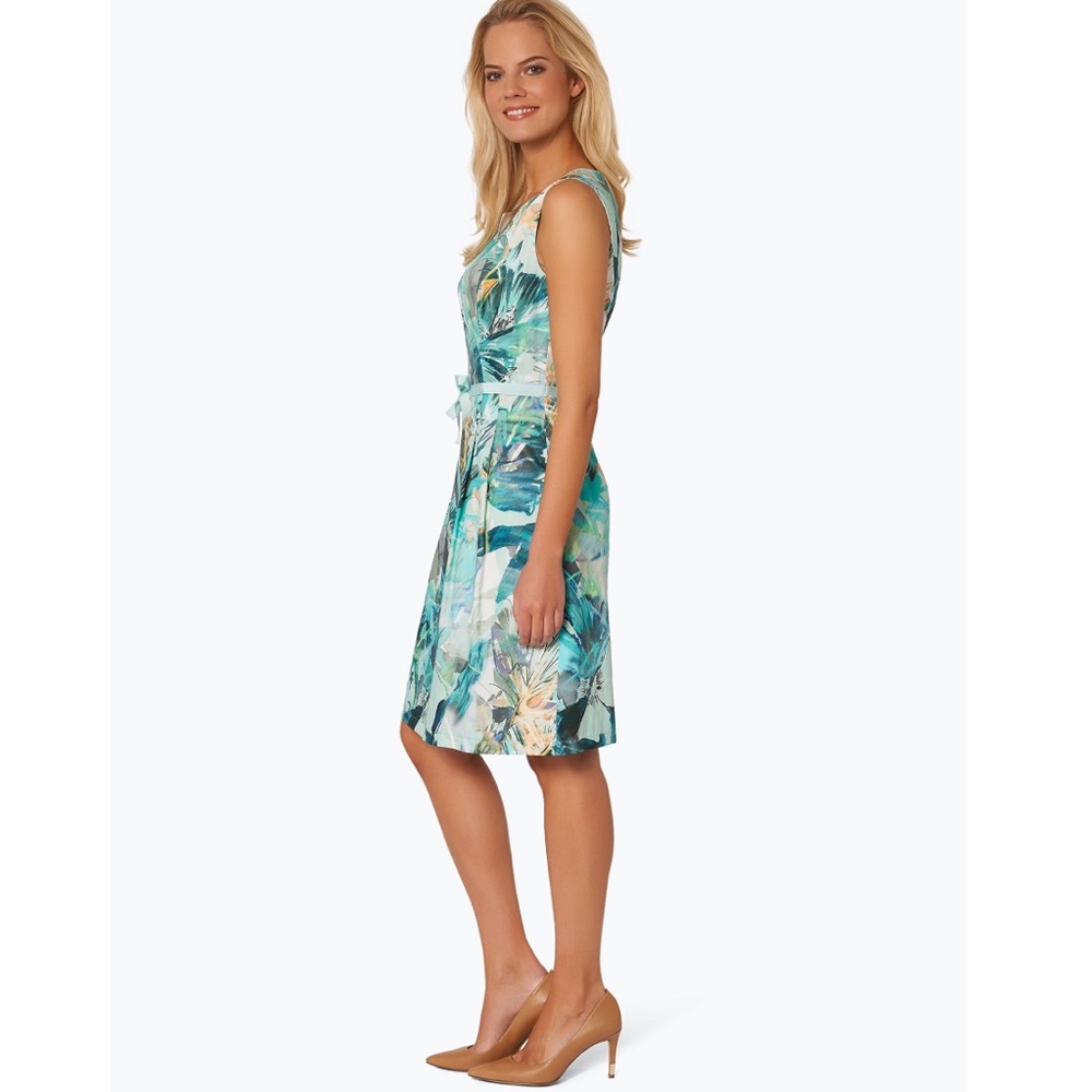 Tropical Printed Midi Dress - Picture 5 of 6